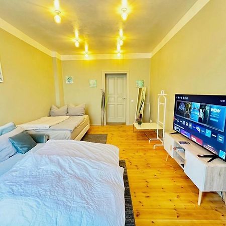 Studio Apartment In Attraktiver Und Zentraler Lage Berlijn Buitenkant foto